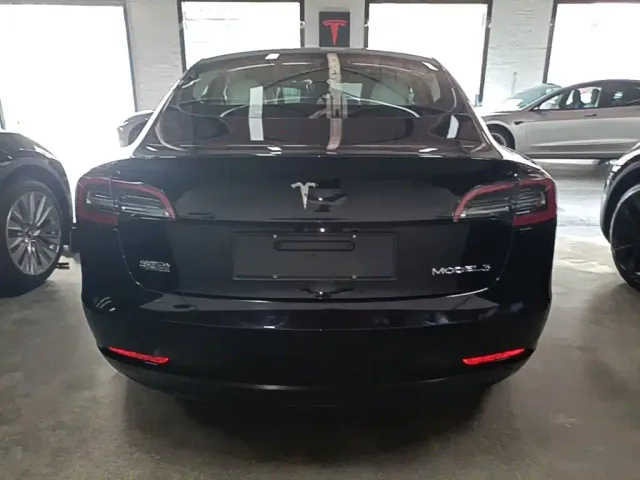 Tesla Model 3 2022 Model Rear-Wheel Drive Version — Фото автомобиля 5
