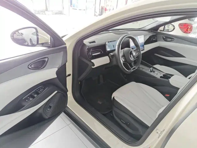BYD Seal 06 — Фото автомобиля 15