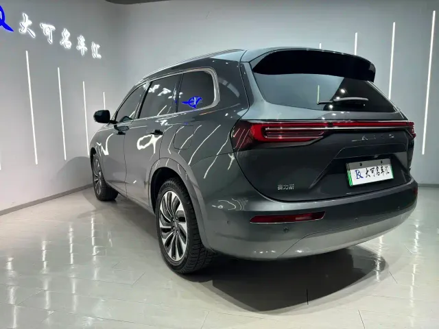 Aito M7 — Фото автомобиля 7