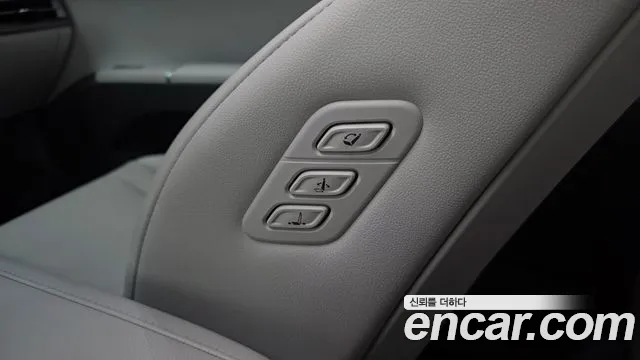 Hyundai Grandeur GN7 — Фото автомобиля 30