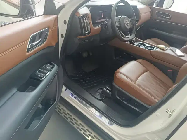 Nissan Terra — Фото автомобиля 15