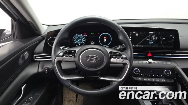 Hyundai AVANTE Avante (CN7) — Фото автомобиля 12