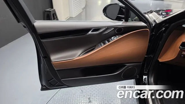 Genesis G80 RG3 — Фото автомобиля 13