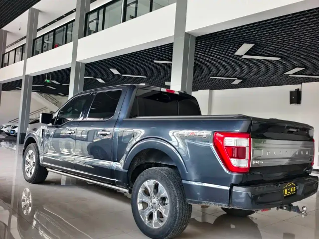 Ford F-150 Raptor — Фото автомобиля 4