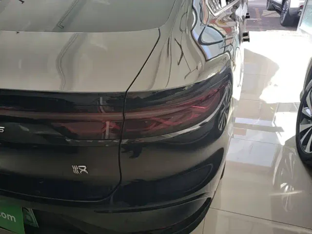 BYD Han — Фото автомобиля 7