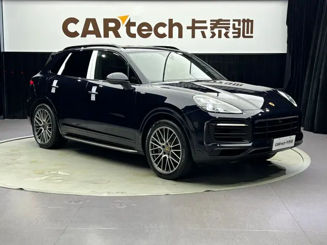 Porsche Cayenne — Фото автомобиля 2