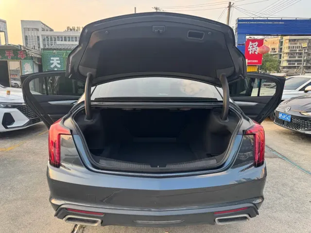 Cadillac CT5 — Фото автомобиля 11