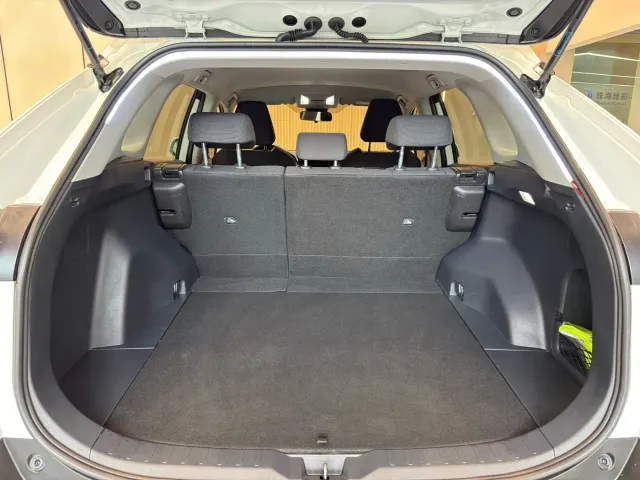 Toyota RAV4 — Фото автомобиля 13