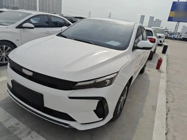 Фотография автомобиля — Geely Emgrand L