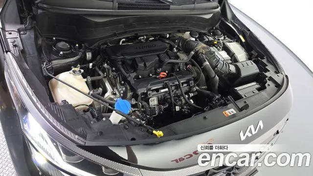 Kia Seltos Бензин 1.6 турбо 2WD — Фото автомобиля 6