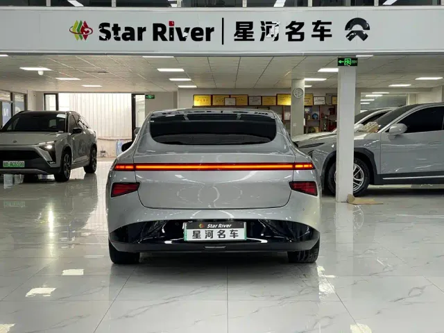 Xpeng P7 — Фото автомобиля 6