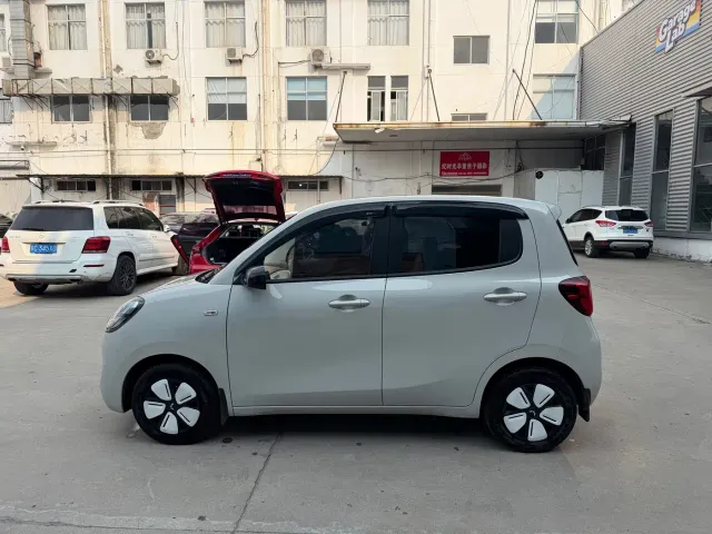 Wuling Hongguang Mini EV — Фото автомобиля 6