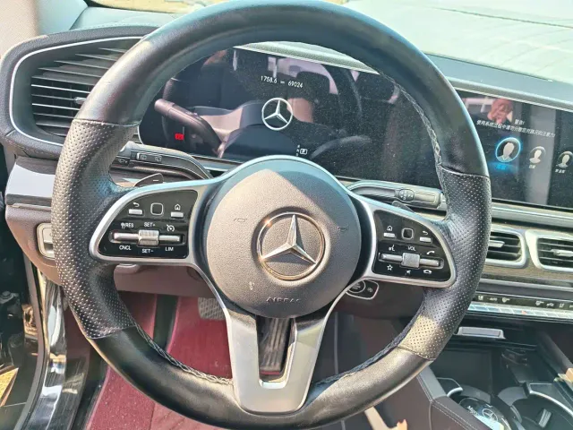 Mercedes-Benz GLE-Class — Фото автомобиля 7