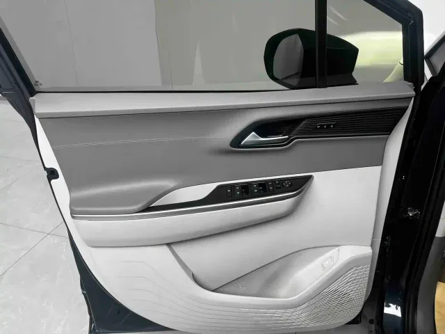 Hyundai Custo — Фото автомобиля 13