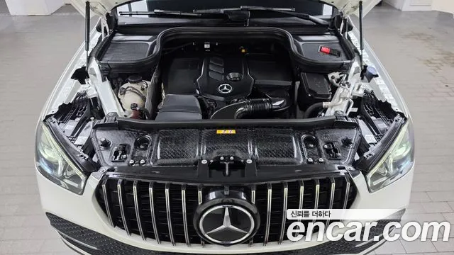 Mercedes-Benz GLE-Class — Фото автомобиля 9