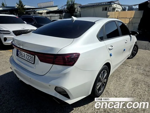 Kia K3 Generation 2 — Фото автомобиля 8