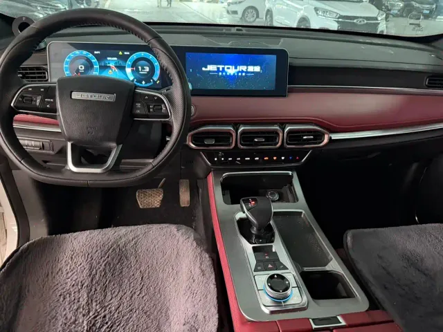 Jetour X70 Plus — Фото автомобиля 6