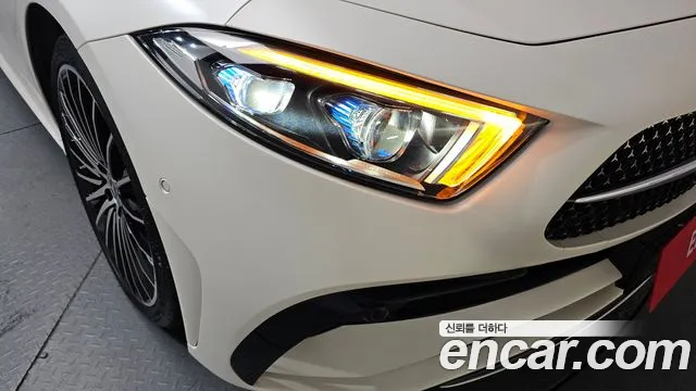 Mercedes-Benz CLS-Class — Фото автомобиля 20