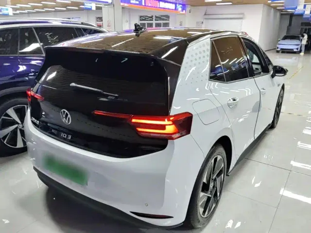 Volkswagen ID.3 — Фото автомобиля 6