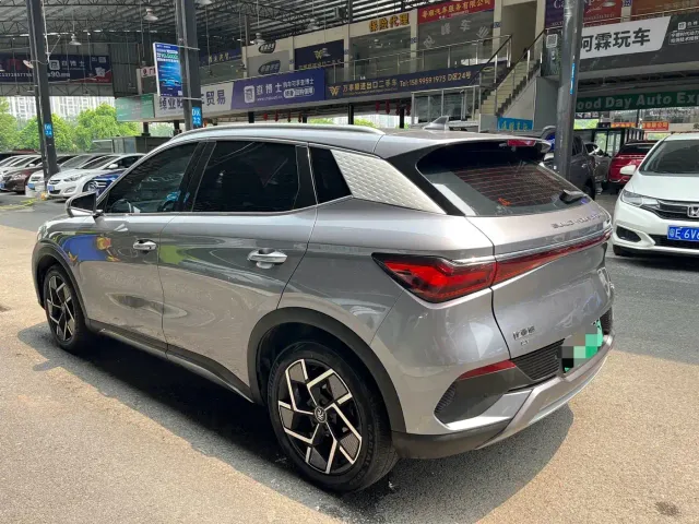 BYD Yuan PLUS — Фото автомобиля 9