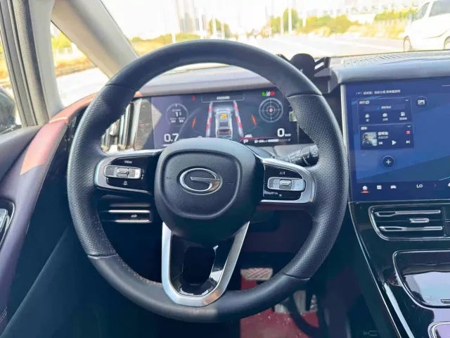 GAC Trumpchi M8 — Фото автомобиля 25