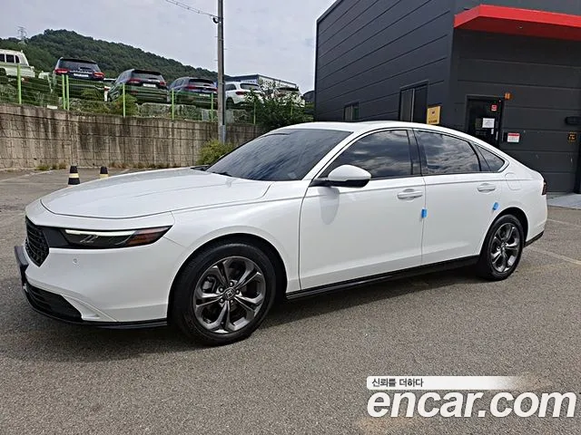 Honda Accord Generation 11 — Фото автомобиля 2