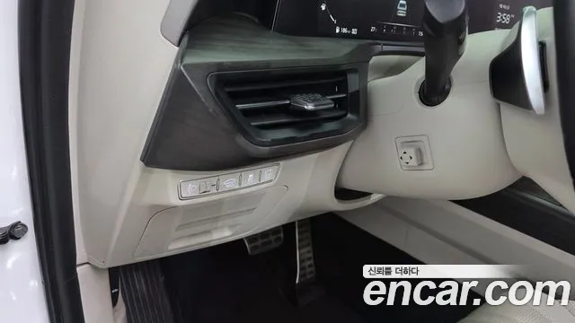 Kia K8 K8 Hybrid — Фото автомобиля 28