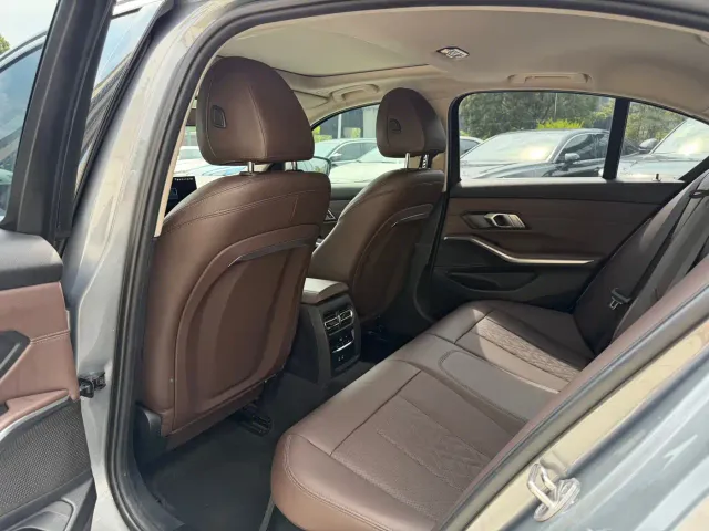 BMW 3 Series — Фото автомобиля 7