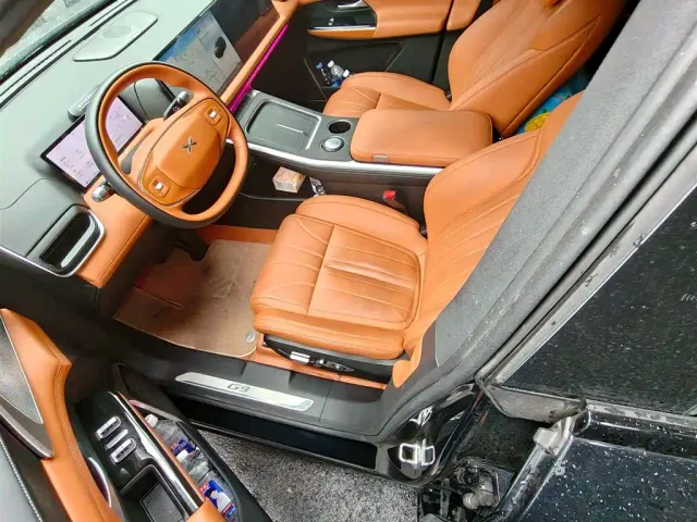 Xpeng G9 — Фото автомобиля 5