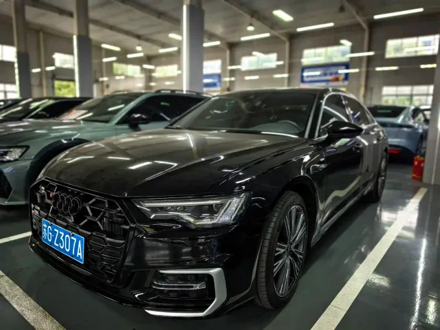 Audi A6L — Фото автомобиля 3