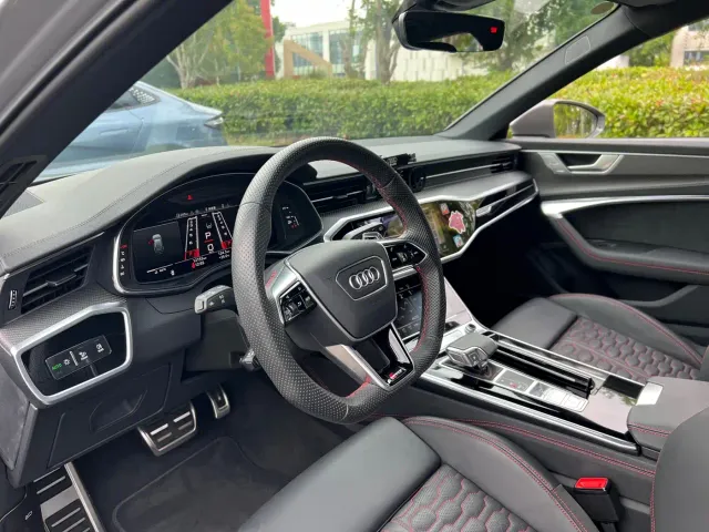 Audi RS 6 — Фото автомобиля 9