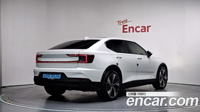 Polestar Polestar 2 — Фото автомобиля 2