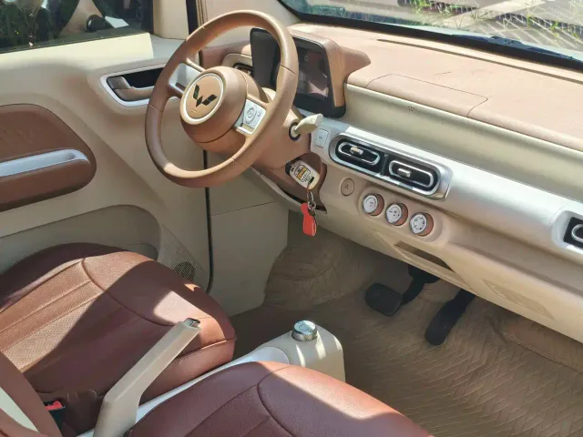 Wuling Motors Hongguang MINIEV 2024 3rd Generation 215km Youth Edition — Фото автомобиля 11