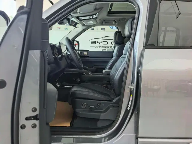 BYD FangChengBao Leopard 5 — Фото автомобиля 9