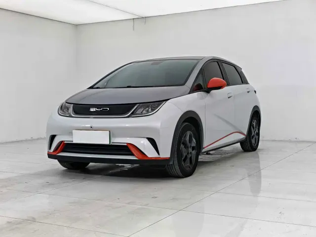 Фотография автомобиля — BYD Dolphin