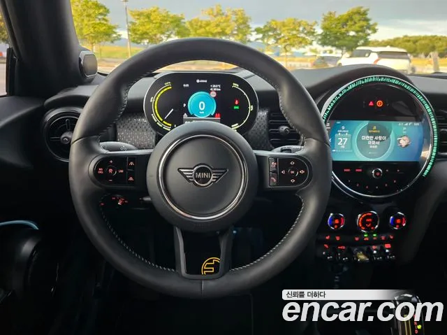 Mini Cooper — Фото автомобиля 14
