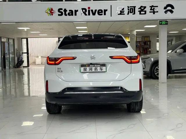 Nio EC6 — Фото автомобиля 5
