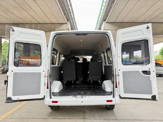 Maxus Xintu V80 — Фото автомобиля 9