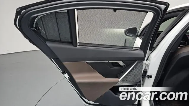 BMW i5 G60 — Фото автомобиля 14
