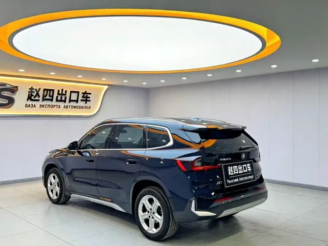 BMW X1 — Фото автомобиля 4