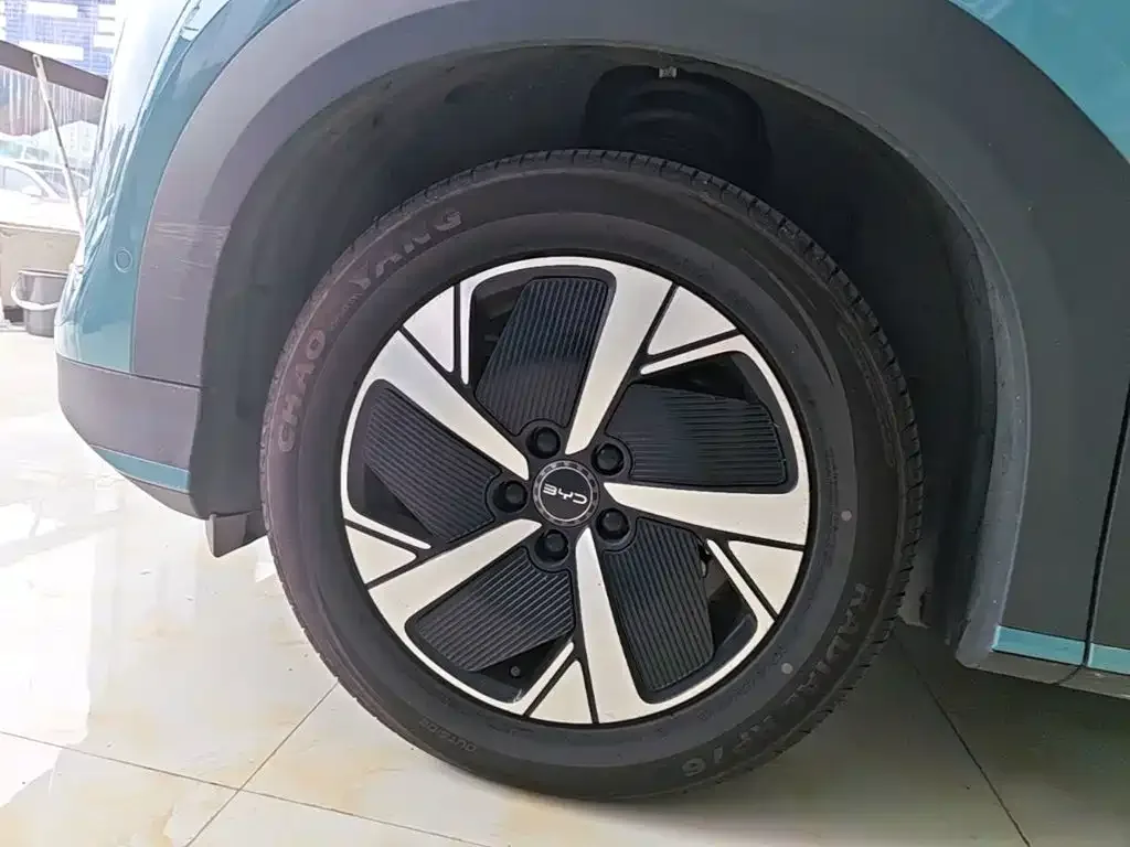 BYD Hai Shi 05 EV 2025 520KM Flagship Smart Navigation Edition — Фото автомобиля 22