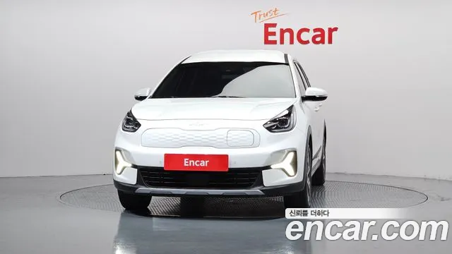 Kia Niro Niro Plus Air — Фото автомобиля 3