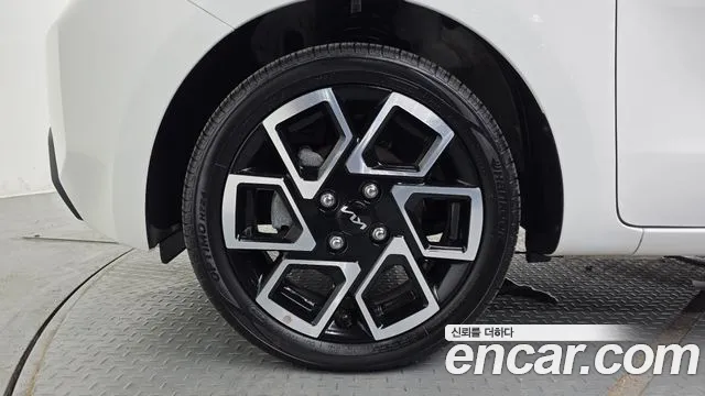 Kia RAY Новый Kia Ray Signature — Фото автомобиля 5