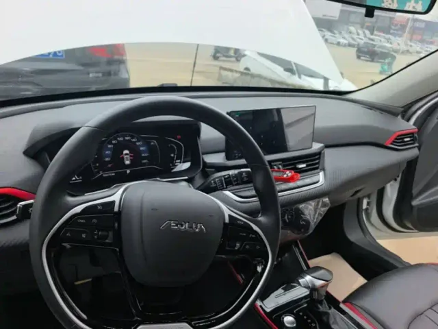 Dongfeng Yixuan GS — Фото автомобиля 9