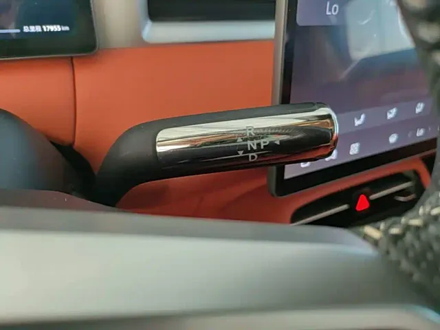 Landian E5 PLUS — Фото автомобиля 13
