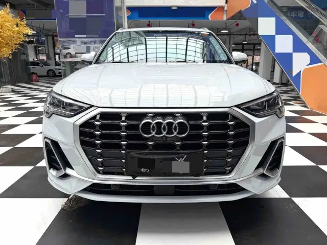 Audi Q3 — Фото автомобиля 2