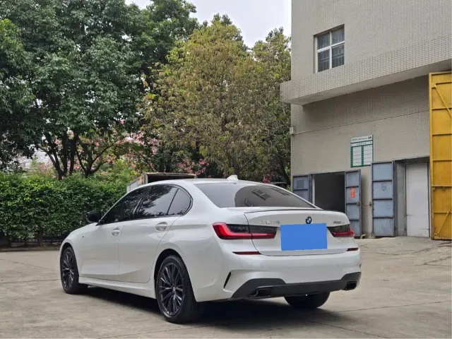 BMW 3 Series — Фото автомобиля 6