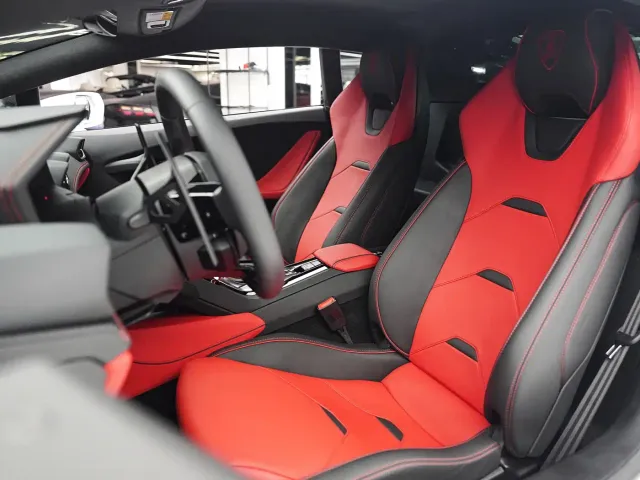 Lamborghini Huracan — Фото автомобиля 7