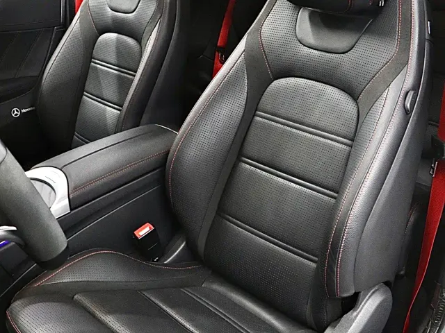 Mercedes-Benz C-Class — Фото автомобиля 12