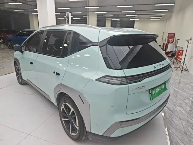 GAC Aion Y — Фото автомобиля 4